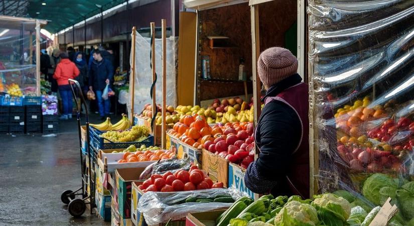 A zöldségek és a gyümölcsök ötven százalékkal drágultak Ukrajnában az idén