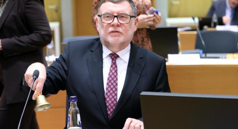 A cseh uniós elnökség kimondta, hogy egy csomagban kezelik a magyar helyreállítási terv, az Ukrajnának nyújtandó hitel és a globális minimumadó ügyét