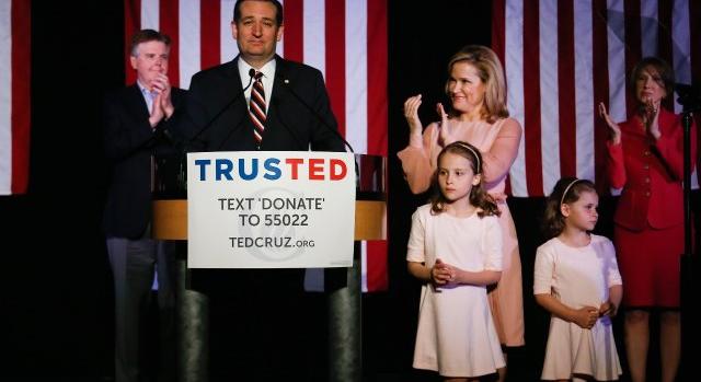 Mentőt kellett hívni, mert Ted Cruz republikánus szenátor lánya kárt tett magában