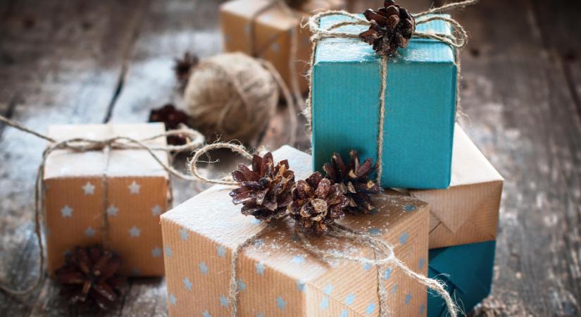 Így csomagold idén a karácsonyi ajándékokat - DIY ötletek