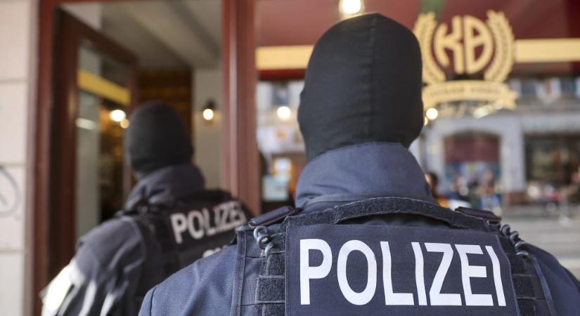 Szélsőjobboldaliak elleni razzia Németországban, egy orosz állampolgárt is letartóztattak