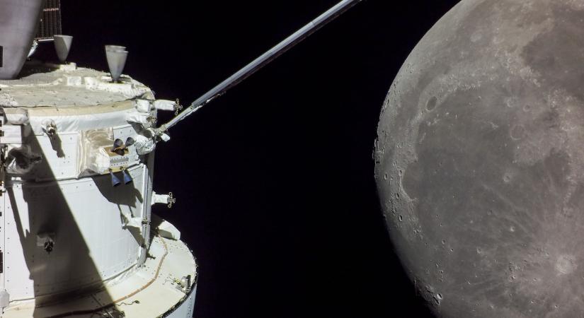 Az Orion megkezdte visszatérését a Földre, közben újabb fotókat készített a Holdról