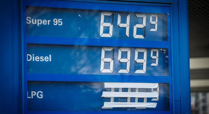 Uniós viszonylatban továbbra is olcsónak számítanak az üzemanyagok Magyarországon