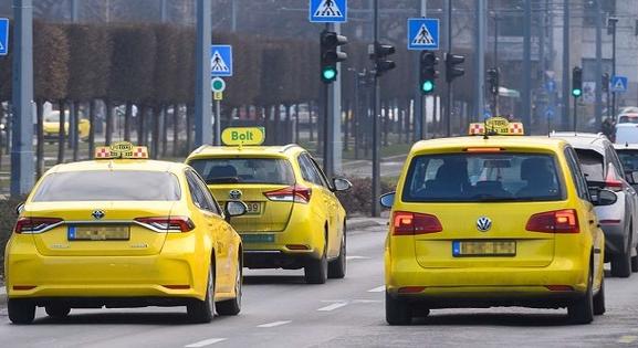 A taxisok megint Orbán Viktortól várnak segítséget