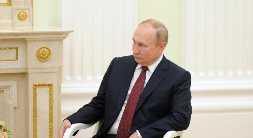 Elemző: A kérdés az, hogy megkezdődik-e az utódlás, vagy Putyinnak újráznia kell