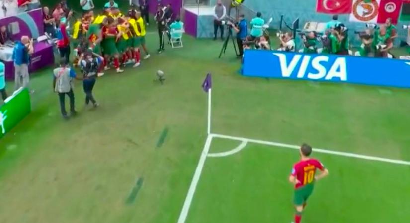 Videó: B. Silva azért nem ünnepelte a társaival a gólt, mert rosszul tudta a szabályt