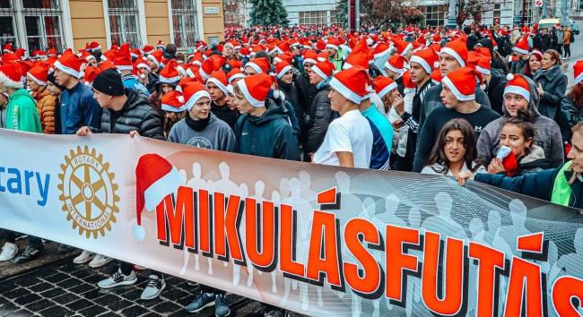 Kétezer középiskolás futott Miskolcon