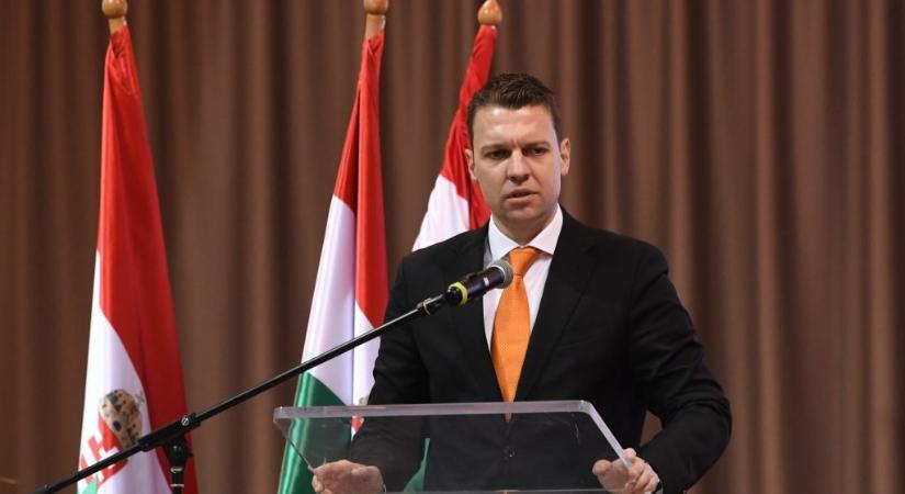 Menczer Tamás tisztázta: Magyarországon ilyen nem lesz