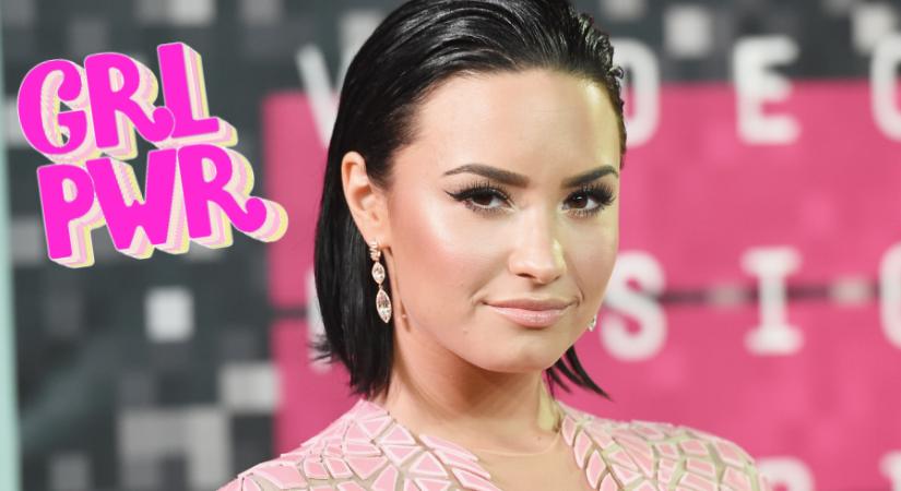 Demi Lovato végre megkapta álmai melleit, de nem egy plasztikai sebésztől