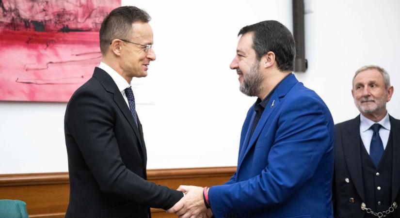 Szijjártó Salvinit méltatta és közölte, a trieszti kikötő 2026-tól kezdhet működni