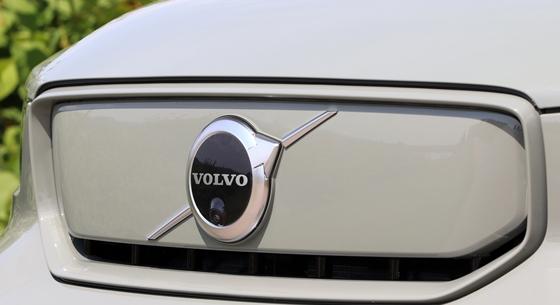 Kisebb és olcsóbb új elektromos Volvo érkezik