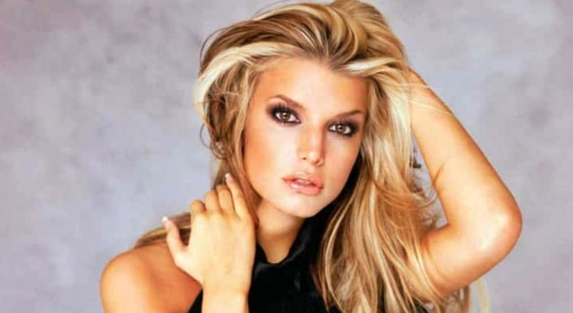 Az alkoholfüggő Jessica Simpson kigyógyult a függőségből és jobban néz ki, mint valaha!