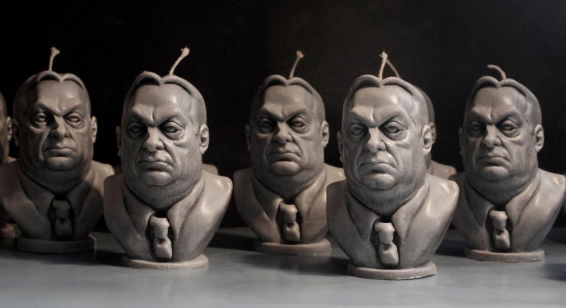 Mészáros Lőrinc-persely, orbános színező, szájeres szívószál – elborult karácsonyi ajándékok a legőrültebb barátaidnak