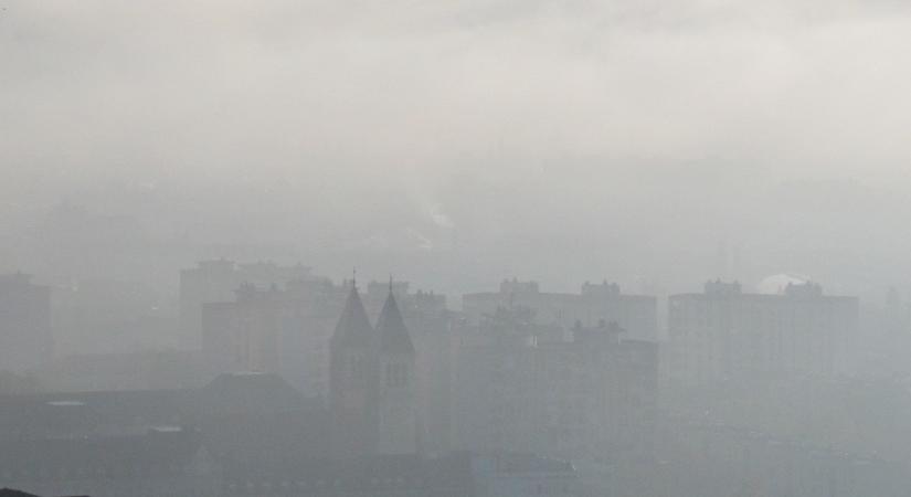 Egyre rosszabb, sőt, már veszélyes mértékű a légszennyezettség Pécsen