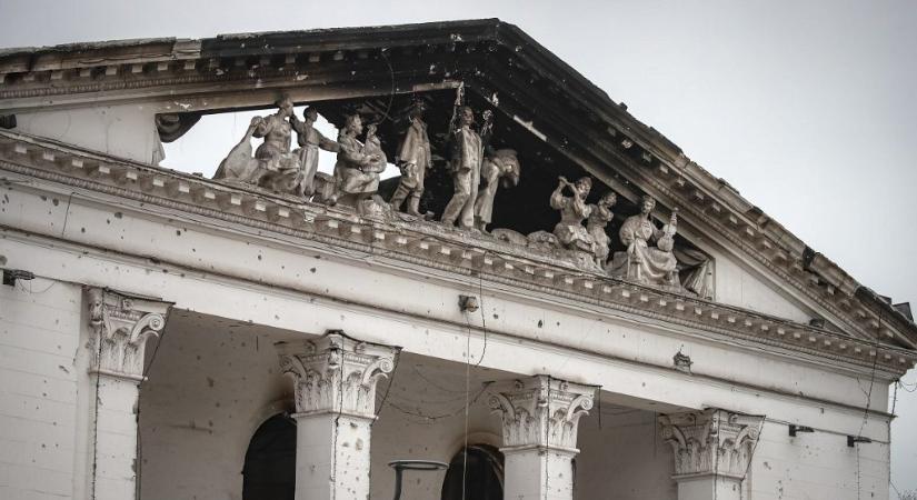 Ukrajna legendás színházát lerombolták az orosz megszállók