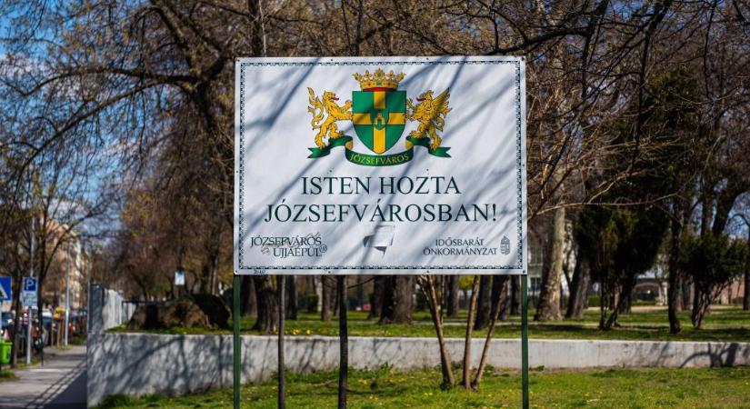Egy bank kirakatát is bezúzták a Józsefvárosban randalírozó gyerekek