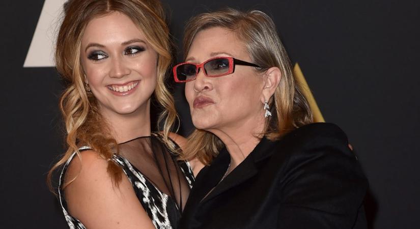 Billie Lourd megható posztban emlékezett meg hat éve elhunyt édesanyjáról, Carrie Fisherről