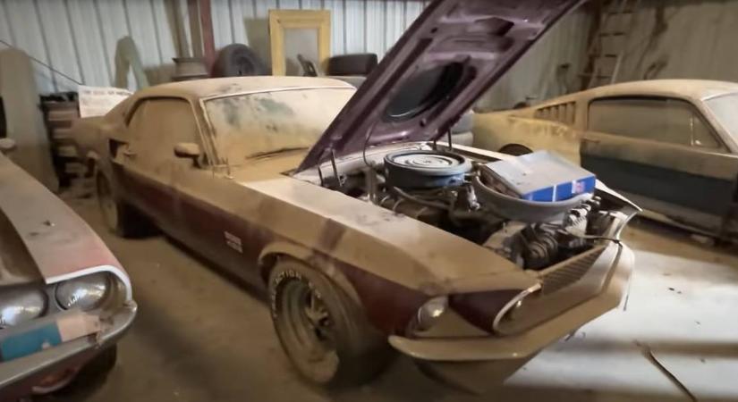Pajtalelet Mustang Boss 429-et és Challenger R/T kabriót találtak