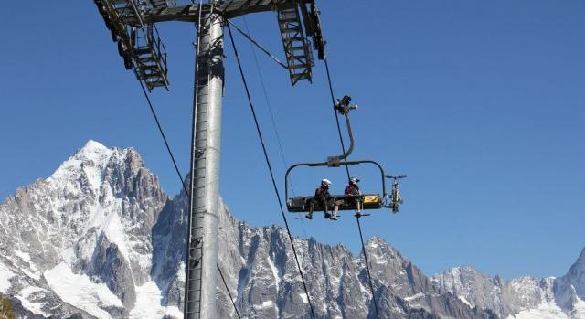 Hóhiány fenyegeti az Alpok síközpontjait