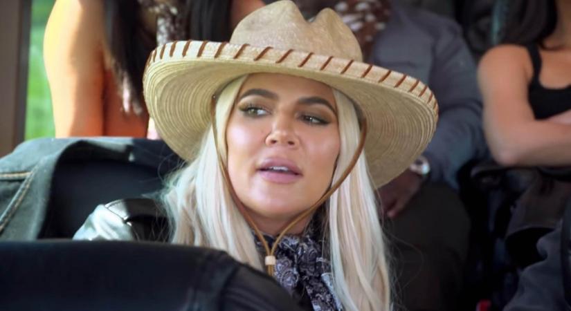 "Mi ez a láb?" - Ismét Khloe Kardashian photoshop bakiján röhög a világ - Fotók