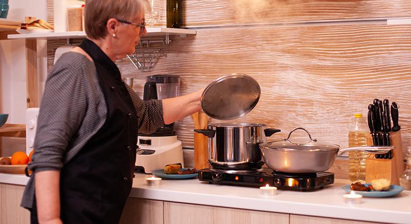 Tippek főzéshez: 9 bevált konyhai praktika, amire már a nagyanyáink is esküdtek - Te így csinálod?