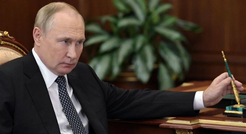 Putyin 36 órás, egyoldalú tűzszünetet rendelt el az orosz erőknek