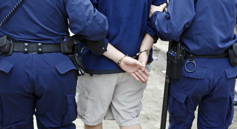 Szörnyűség: emberkereskedelem és kényszermunka kísérlete miatt tartóztatták le a férfit
