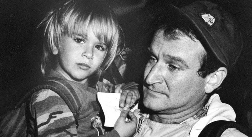 Ő Robin Williams ritkán látott, 39 éves fia – Zak máig nem lépett túl édesapja halálán
