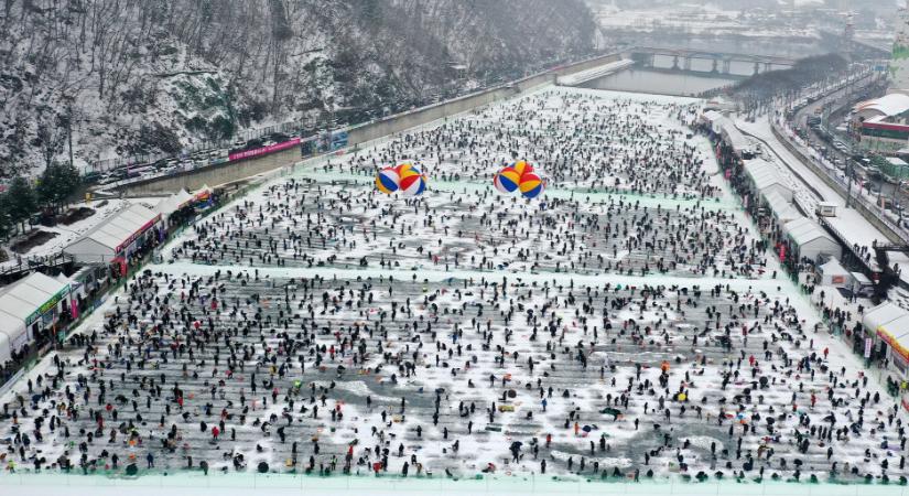 Elképesztő Jégfesztivált rendeztek Dél-Koreában - képek