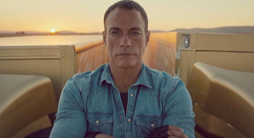Igazi bombázó lett Jean-Claude Van Damme lánya: az akciósztár gyermeke minden ruhát ledobott magáról és az egész világ őt akarja - fotó