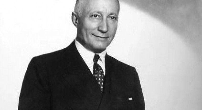 Adolph Zukor, a Paramount alapítója, 25 dollárral a kabátujjban érkezett Amerikába