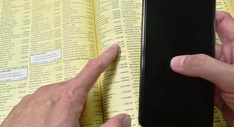 140 év után idén megszűnik a nyomtatott telefonkönyv