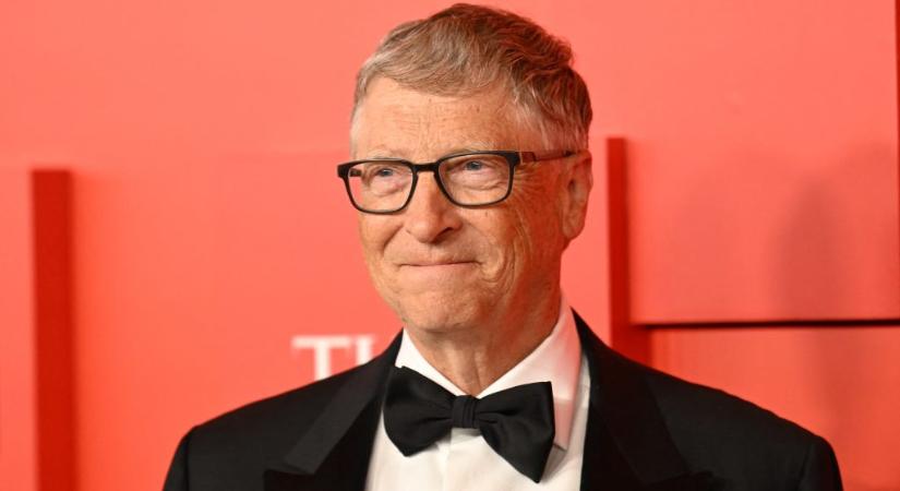 Kiderült, milyen telefont használ Bill Gates