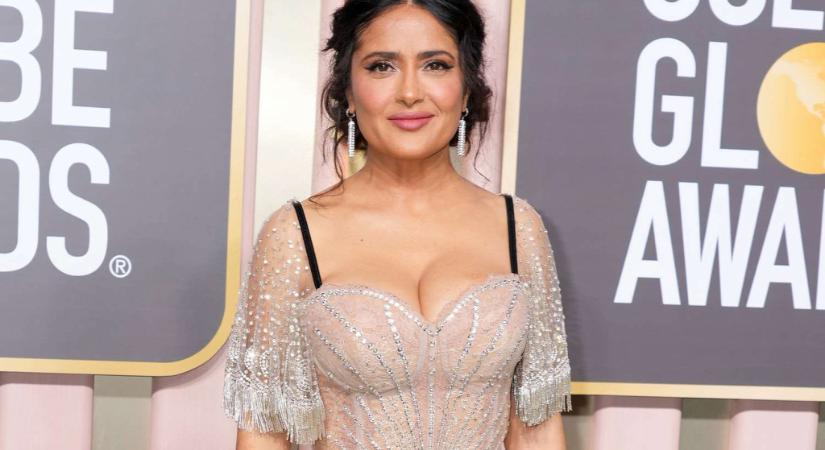 Salma Hayek mellei nagyobbak már nem is lehetnének - fotók