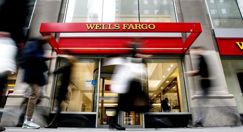 Rekordbírság felezte le a Wells Fargo profitját