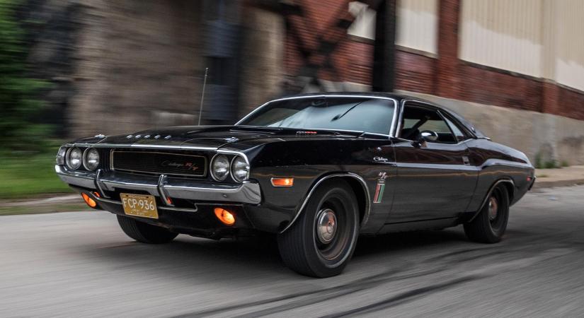 Nem mindennapi a története ennek a kopottas Dodge Challengernek