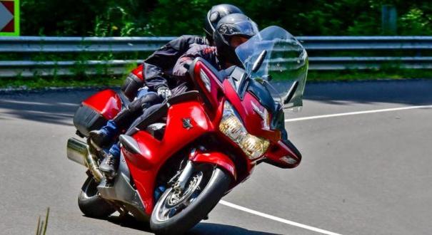 Olvasói: erős gépek vannak a csapatban – mit vegyek NC700 helyett?
