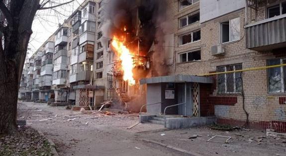 Az oroszok célzott lövést adtak le a Nemzetközi Vöröskereszt herszoni épületére