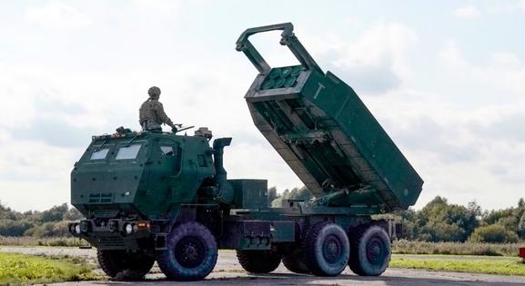 A magyar hadsereg is vásárolhat az amerikai rakétavetőkből