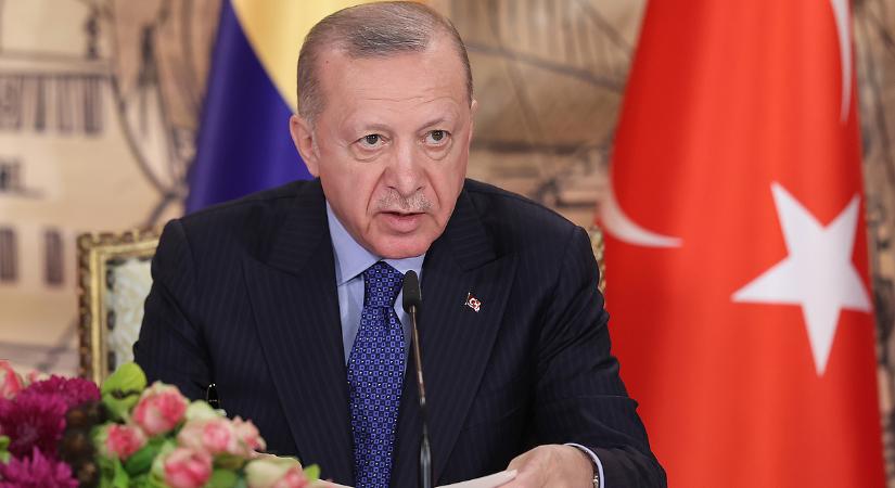 Erdogan vázolta elvárásait a NATO-tagsághoz, adjanak ki 130 terroristát