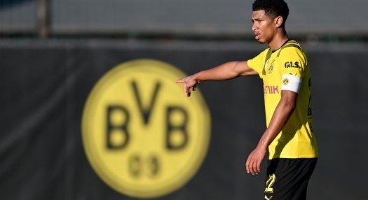 Borussia Dortmund sportigazgatója: nem érkezett ajánlat Bellinghamért