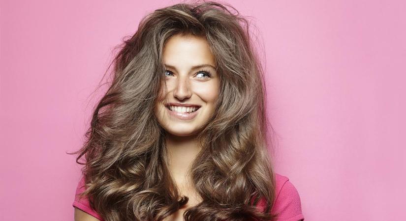 4 szuper frizura-tipp hosszú hajhoz, te is könnyedén el tudod készíteni – videó