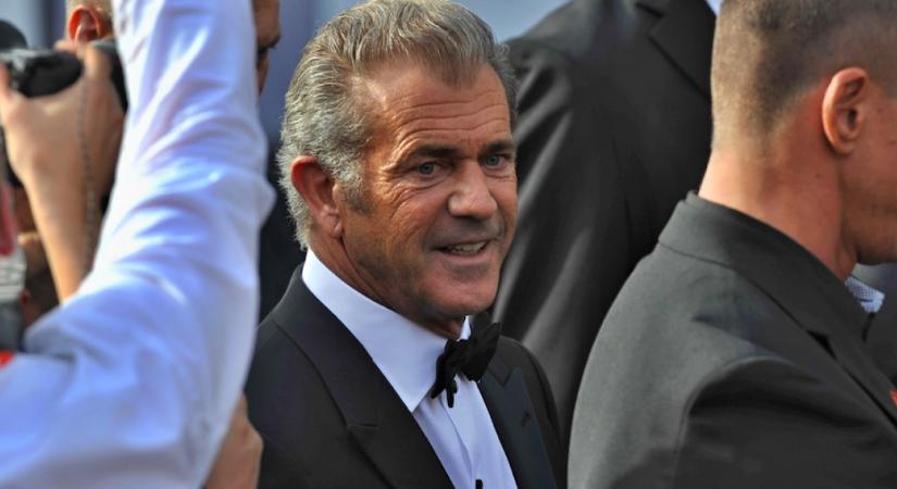 32 éves lett, szemtelenül jóképű Mel Gibson fia - Fotók