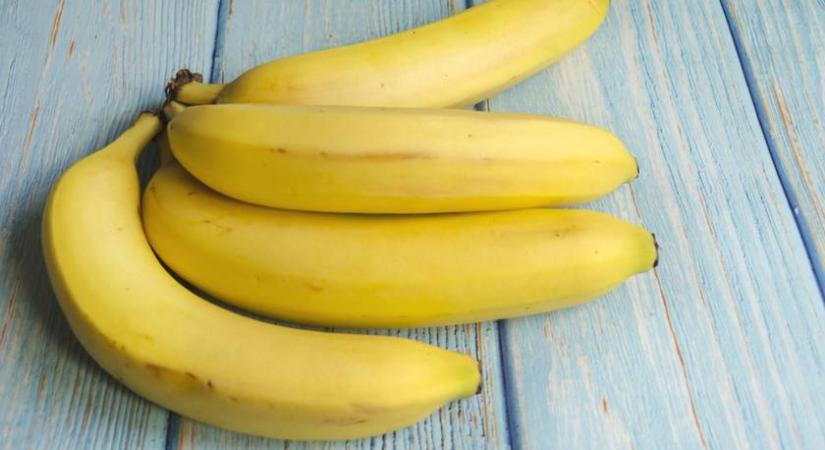 Tippek, hogy ne barnuljon meg idő előtt a banán: 3 praktikát mutatunk