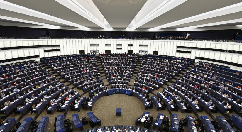 A Fidesz EP-képviselői nem szavazták meg, hogy különleges bíróság vizsgálja ki az oroszok háborús bűneit