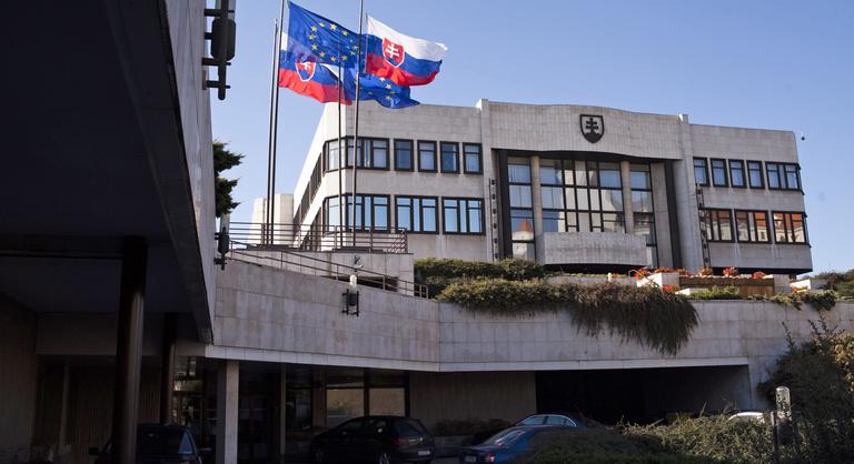 A nagy visszatéréseké lehet az előrehozott szlovák választás