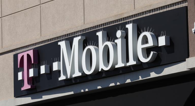 Harmincmilliónál is több T-Mobile ügyfél személyes adatait szerezték meg a hackerek