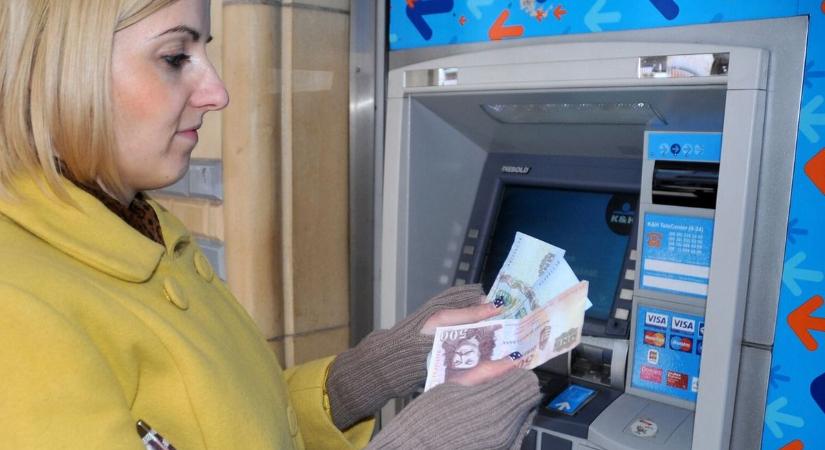Megnöveli a jegybank a készpénzkiadó automaták számát