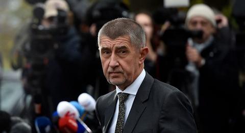 Megfenyegették Andrej Babis cseh elnökjelölt feleségét