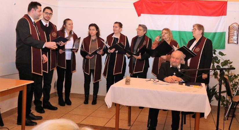 Szavaljuk együtt a magyar himnuszt határon innen és határon túl